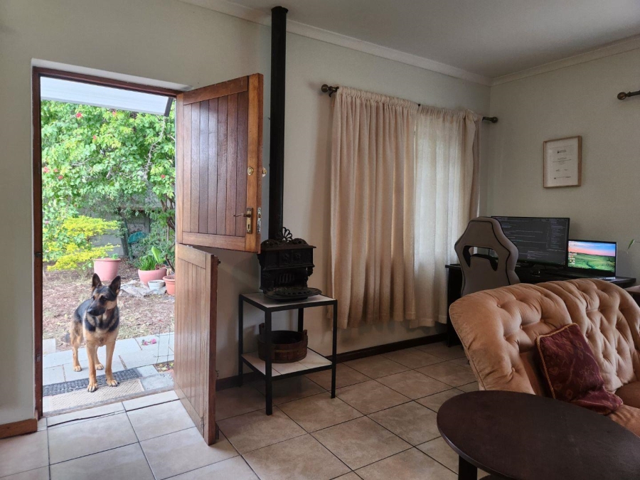 To Let 1 Bedroom Property for Rent in Flamingo Vlei Western Cape